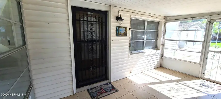 624 Palmetto Avenue, Crescent City, FL 32112 - #2