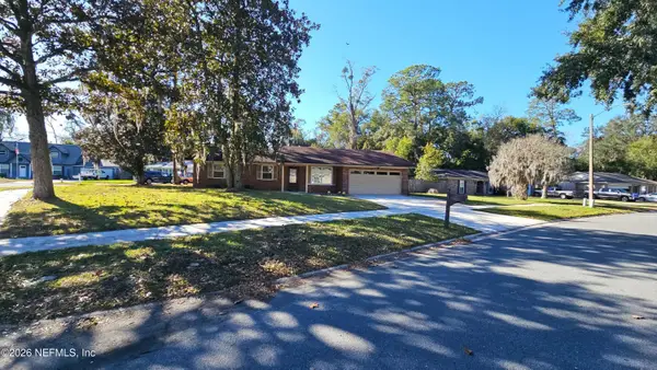 4978 Lofty Pines W Circle, Jacksonville, FL 32210