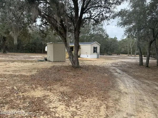 1013 Usina Avenue, Florahome, FL 32140