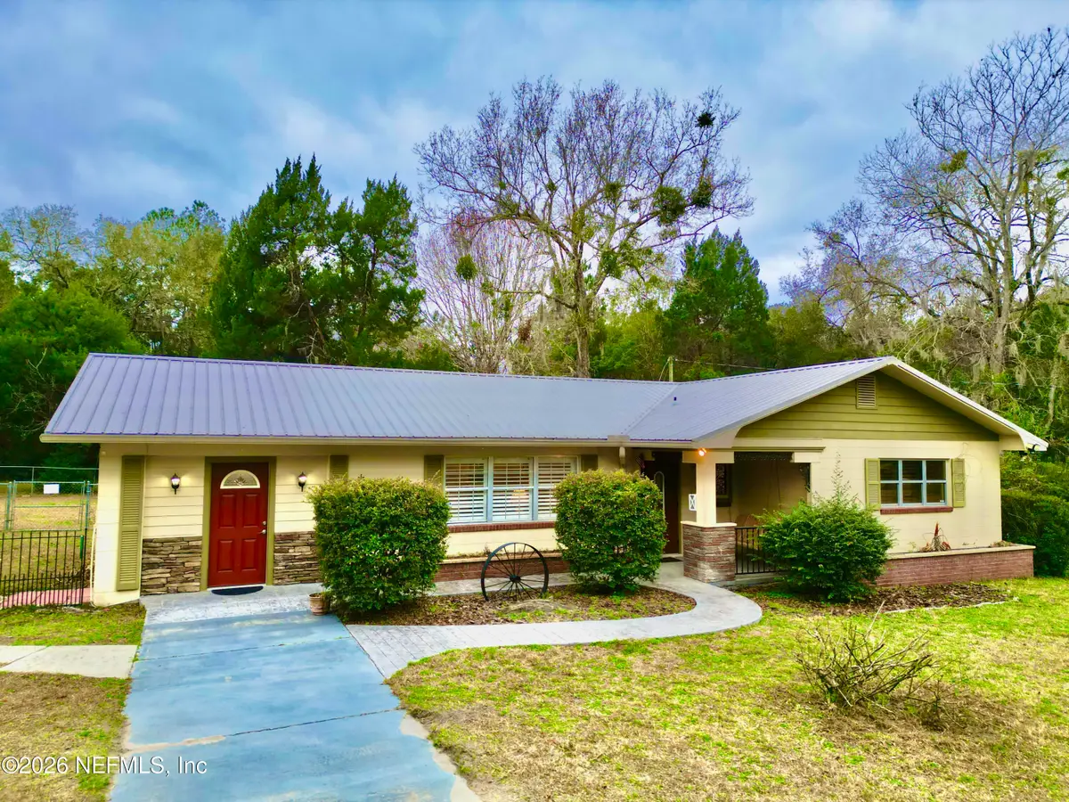 17221 NE 77th Lane, Hawthorne, FL 32640 - #1