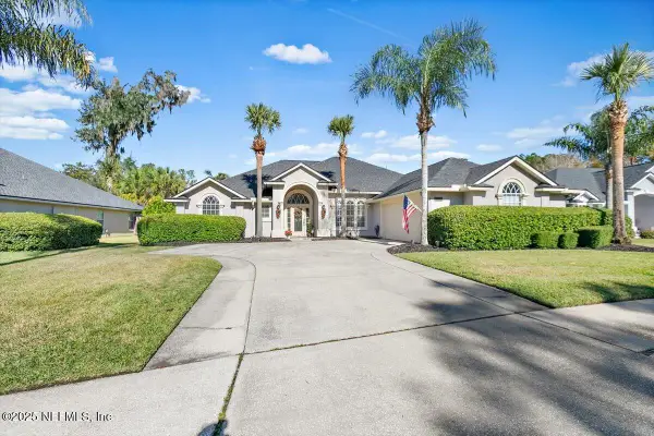 1858 Sentry Oak Court, Fleming Island, FL 32003