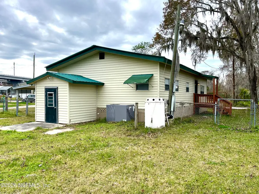 145 Magnolia Trail, Satsuma, FL 32189 - #2