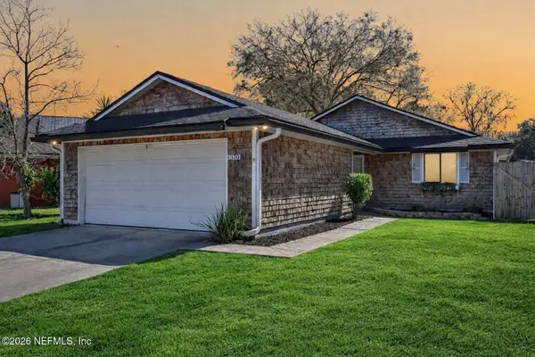 4370 Lake Woodbourne Drive, Jacksonville, FL 32217