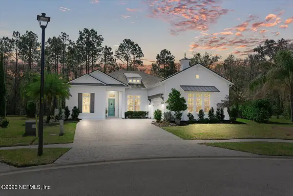 522 Freshwater Drive, St. Johns, FL 32259