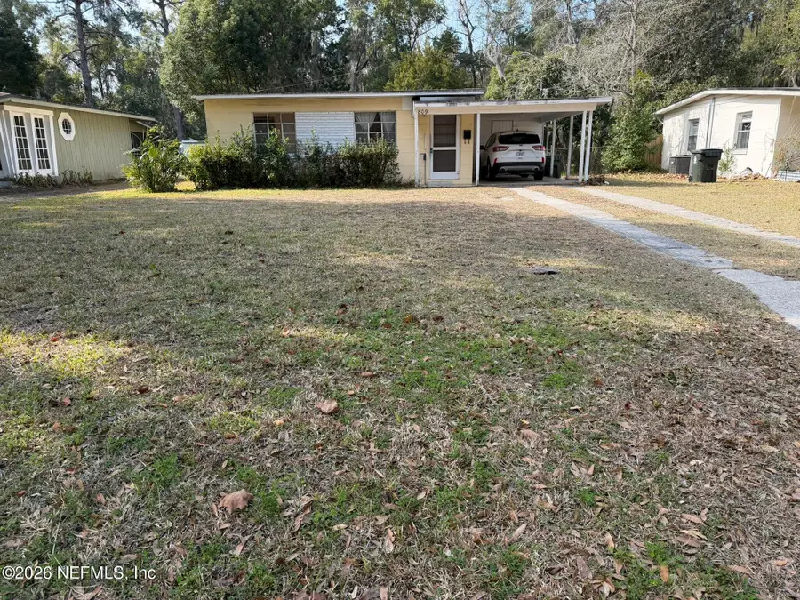 809 N Cypress Avenue, Green Cove Springs, FL 32043 - #2