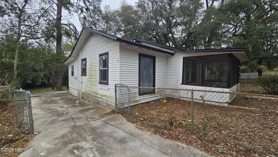 6835 Vermillion Street, Jacksonville, FL 32208 - #3