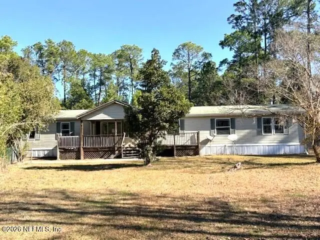 390 E River Road, East Palatka, FL 32131 - #1