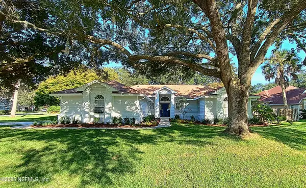 2032 Marye Brant N Loop, Neptune Beach, FL 32266