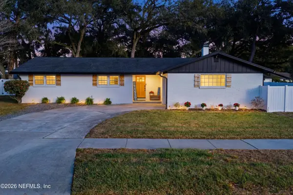 2743 America Avenue, Jacksonville Beach, FL 32250