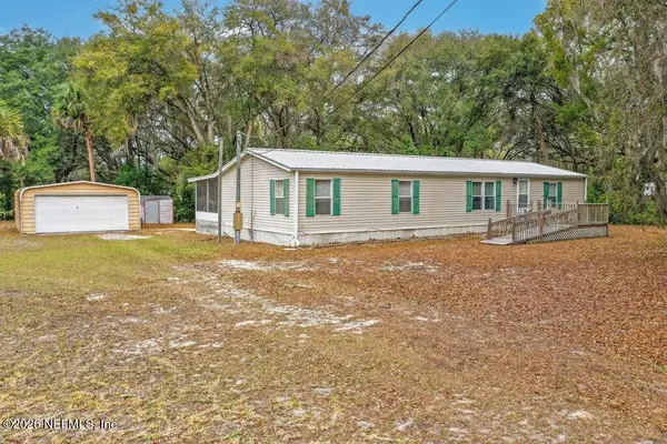 207 Cabot Lane, Satsuma, FL 32189