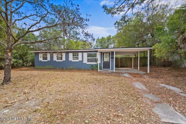 1020 Ake Lane, Jacksonville, FL 32218