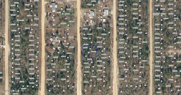 214 Akron Street, Interlachen, FL 32148