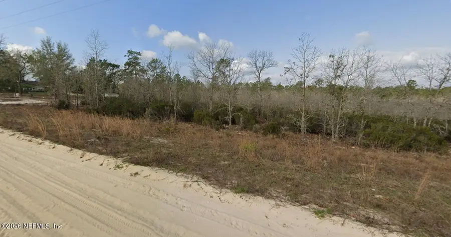 405 Monroe Street, Interlachen, FL 32148 - #2