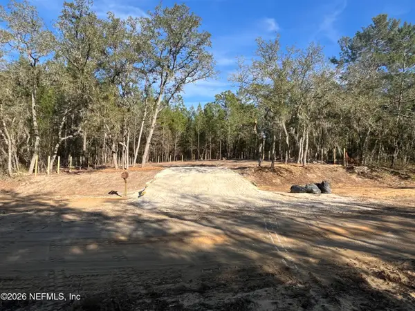 302 Kennedy Avenue, Interlachen, FL 32148