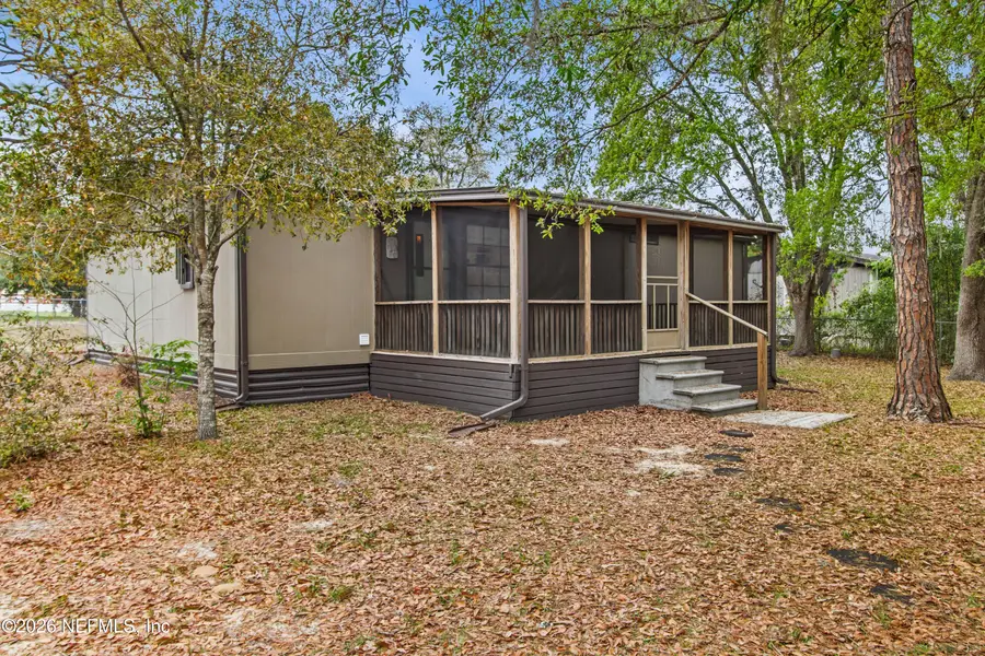 206 Anthony Avenue, Interlachen, FL 32148 - #2