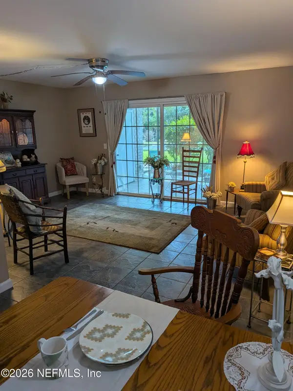 4330 Plaza Gate S Lane #101, Jacksonville, FL 32217