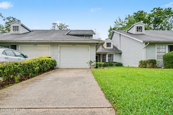4564 Wandering Oaks Court, Jacksonville, FL 32257