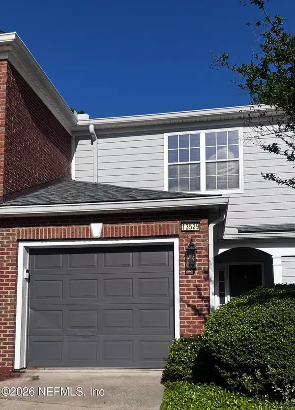 13529 Stone Pond Drive, Jacksonville, FL 32224