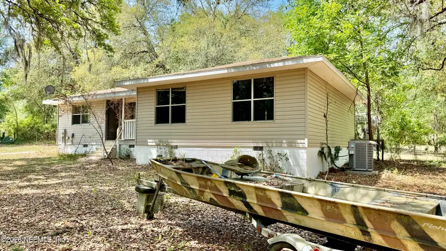 116 James Avenue, Interlachen, FL 32148 - #2