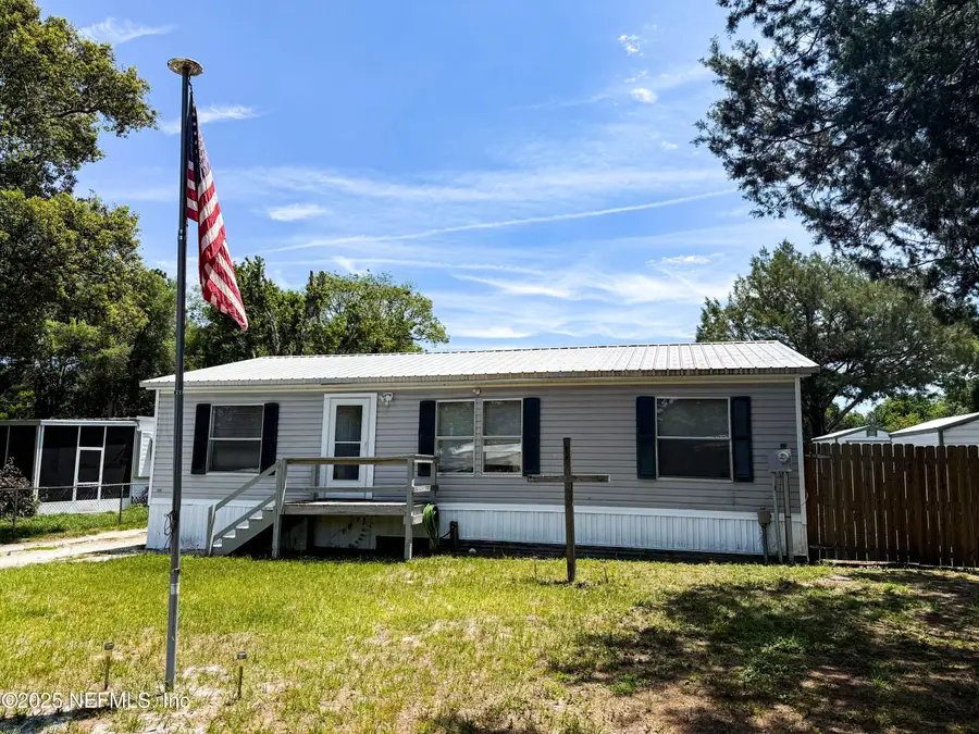 104 Waterway Avenue, Satsuma, FL 32189 - #2