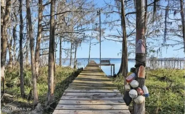 6589 Seldom Rest Road, Green Cove Springs, FL 32043