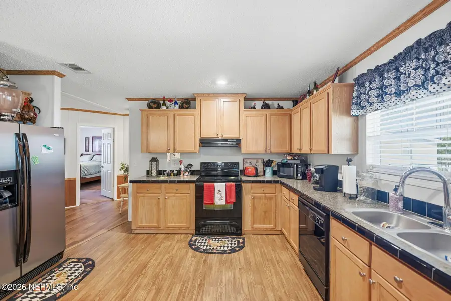 115 Vermont Avenue, Crescent City, FL 32112 - #2