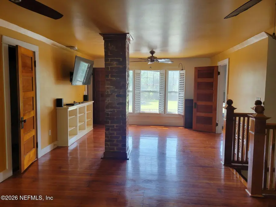 216 N Summit Street, Crescent City, FL 32112 - #3