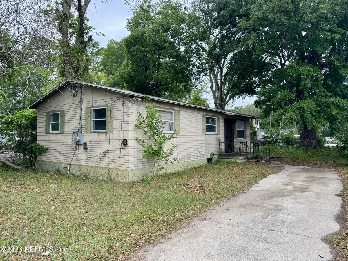 2051 Frank E Avenue, Jacksonville, FL 32208 - #1