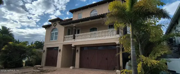 352 145th Avenue, Madeira Beach, FL 33708