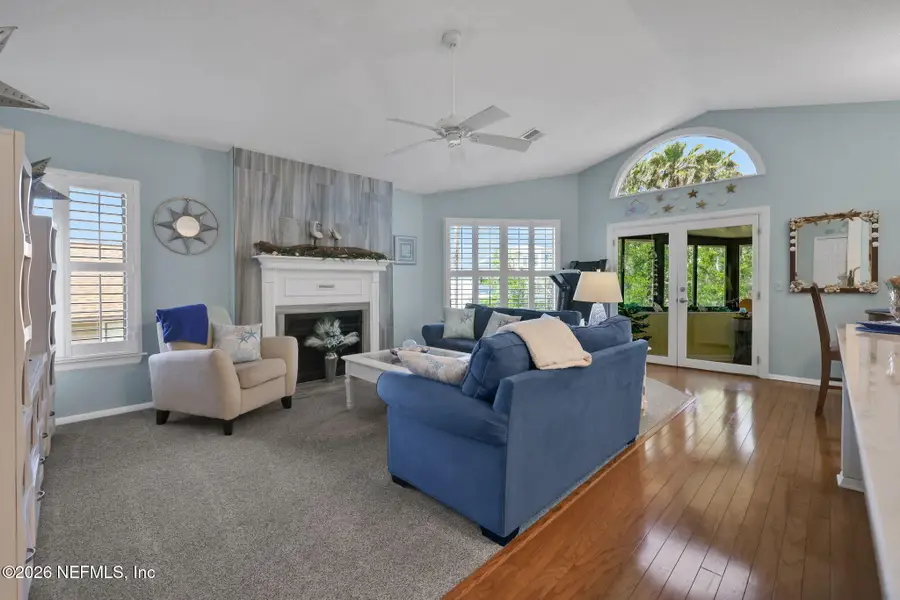 118 Governor Street #208, Green Cove Springs, FL 32043 - #3