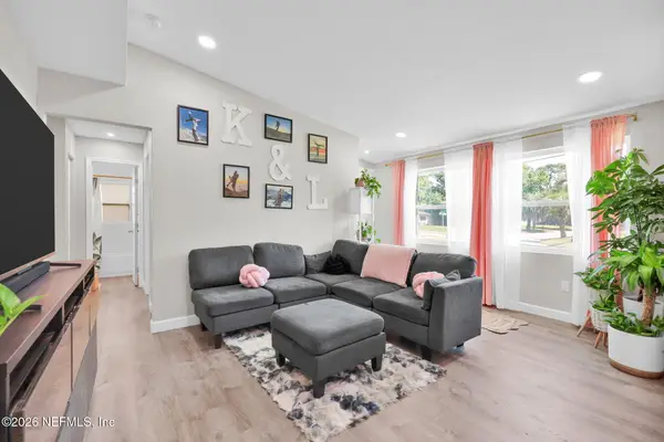 6786 W Gaspar Circle, Jacksonville, FL 32219