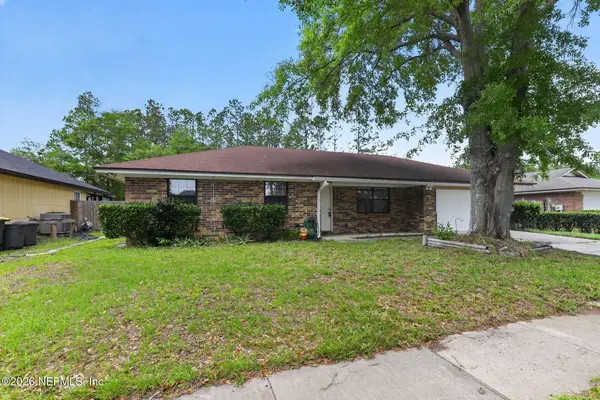 3916 Hunters Lake W Circle, Jacksonville, FL 32210