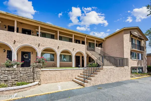 5375 Ortega Farms Boulevard #812, Jacksonville, FL 32210