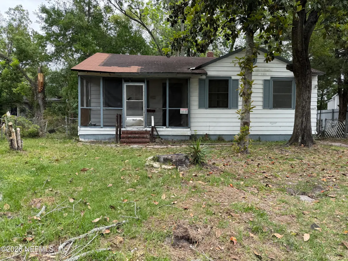 1037 Westbrook W Circle, Jacksonville, FL 32209 - #1