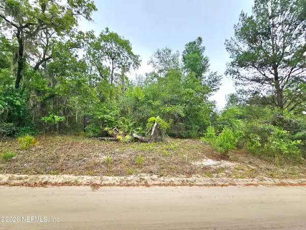302 Rainbow Drive, Florahome, FL 32140