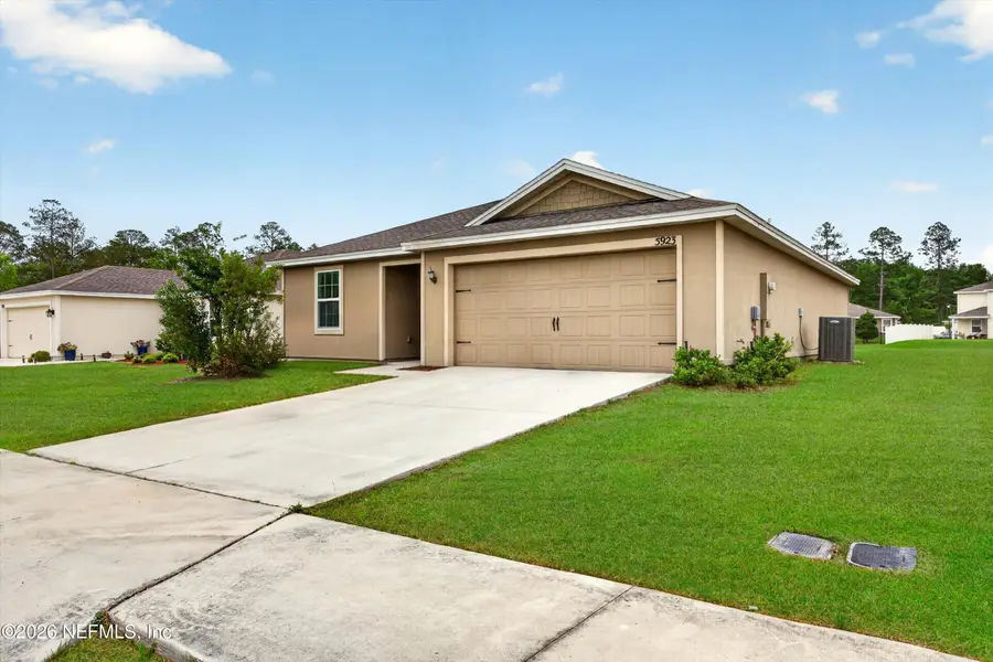 5923 Crosby Lake E Way, Macclenny, FL 32063 - #3