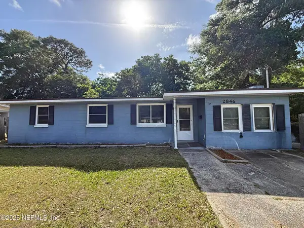 2846 Yellow Pine Drive, Jacksonville, FL 32277