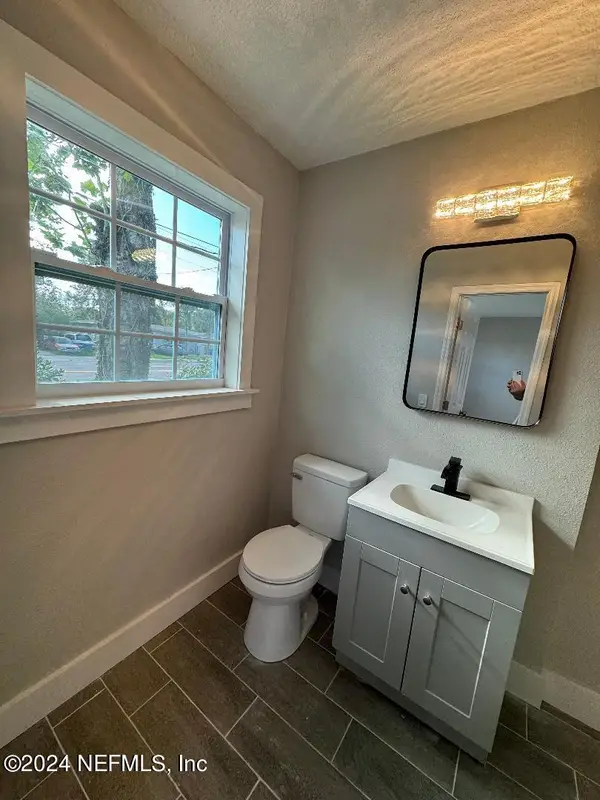2535 Rogero Road, Jacksonville, FL 32211