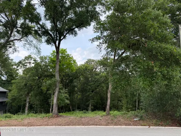 1891 Holly Oaks Ravine Drive, Jacksonville, FL 32225