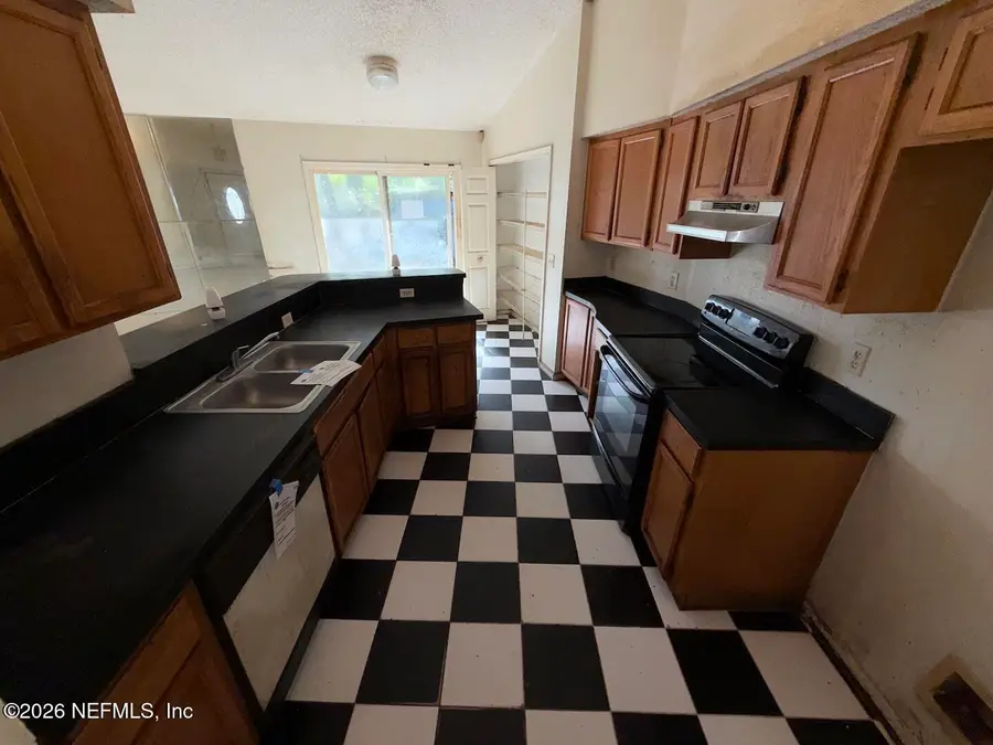 4725 Cinnamon Fern Drive, Jacksonville, FL 32210 - #3