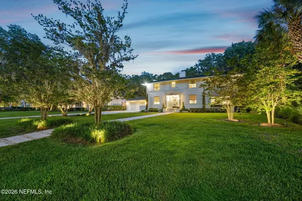 944 Elder Lane, Jacksonville, FL 32207