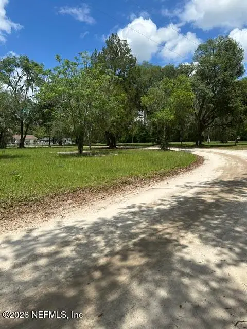 123 Willis Road, Interlachen Florahome, FL 32147 - #2