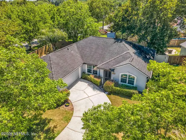948 Chapeltown N Circle, Jacksonville, FL 32225