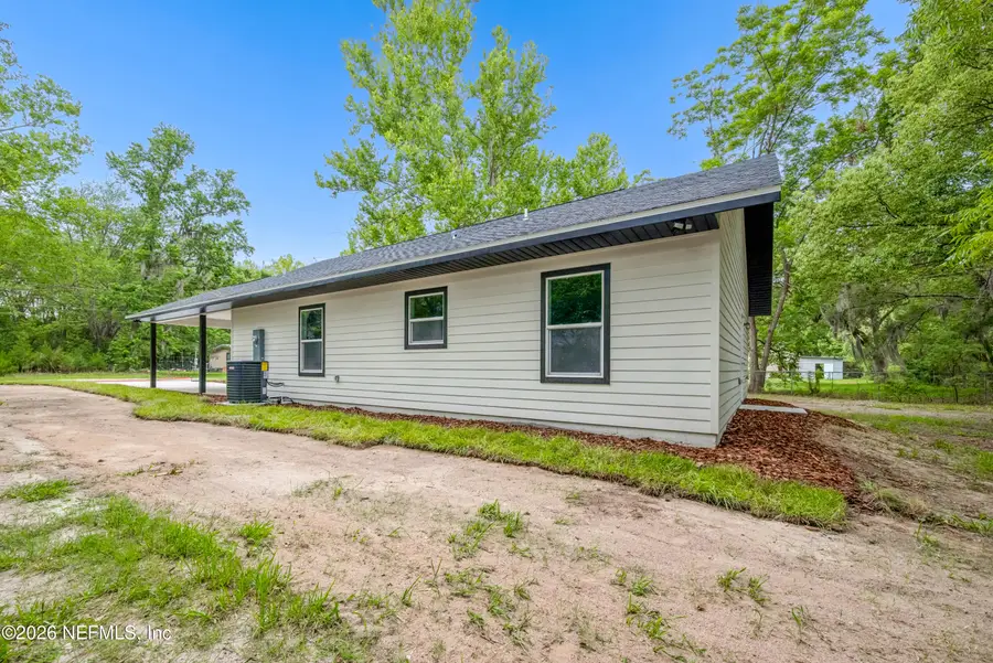 907 N Thompson Street, Starke, FL 32091 - #3