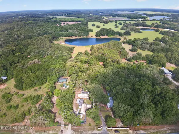 505 N State Road 21, Hawthorne, FL 32640