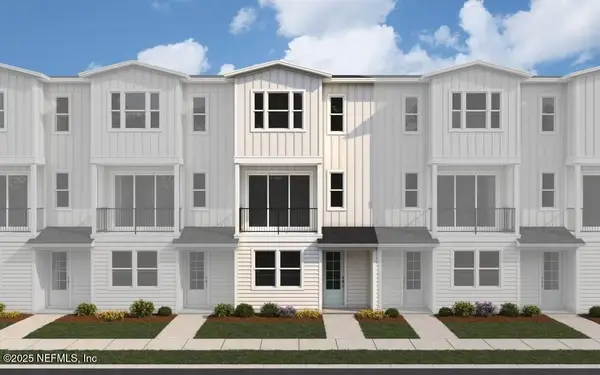 18 Beach N Way, Jacksonville Beach, FL 32250