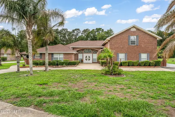 12562 Angel Lake W Drive, Jacksonville, FL 32218