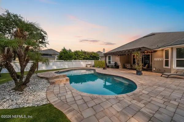 105 Weathered Oak Court, St. Johns, FL 32259