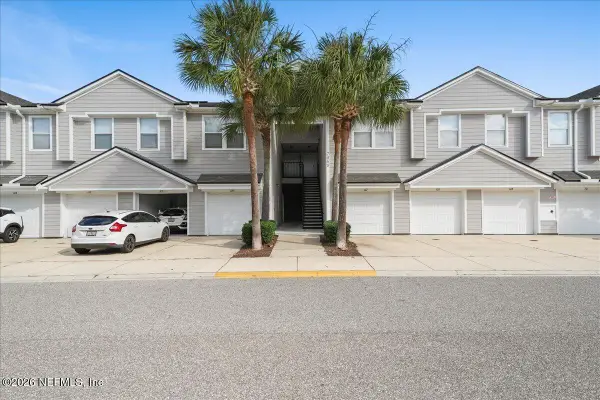7068 Deer Lodge Circle #107, Jacksonville, FL 32256