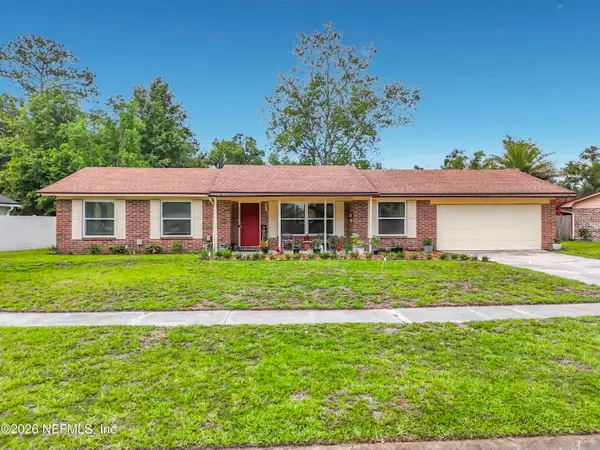 7224 Blackberry N Lane, Jacksonville, FL 32244
